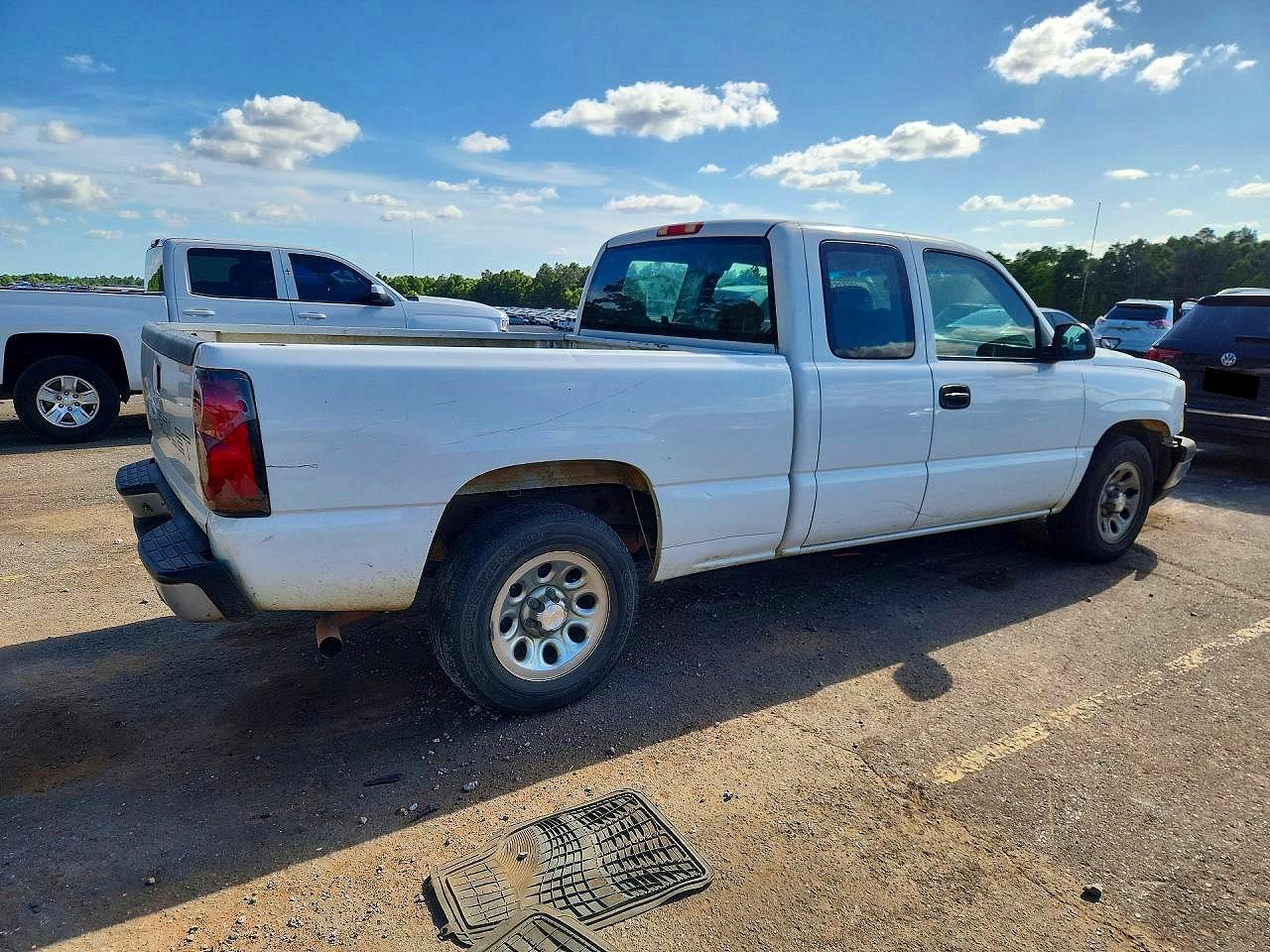 Chevrolet Silverado C1500