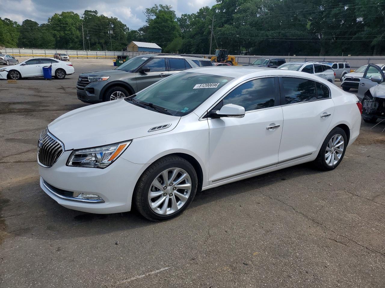 Salvage Buick LaCrosse Image