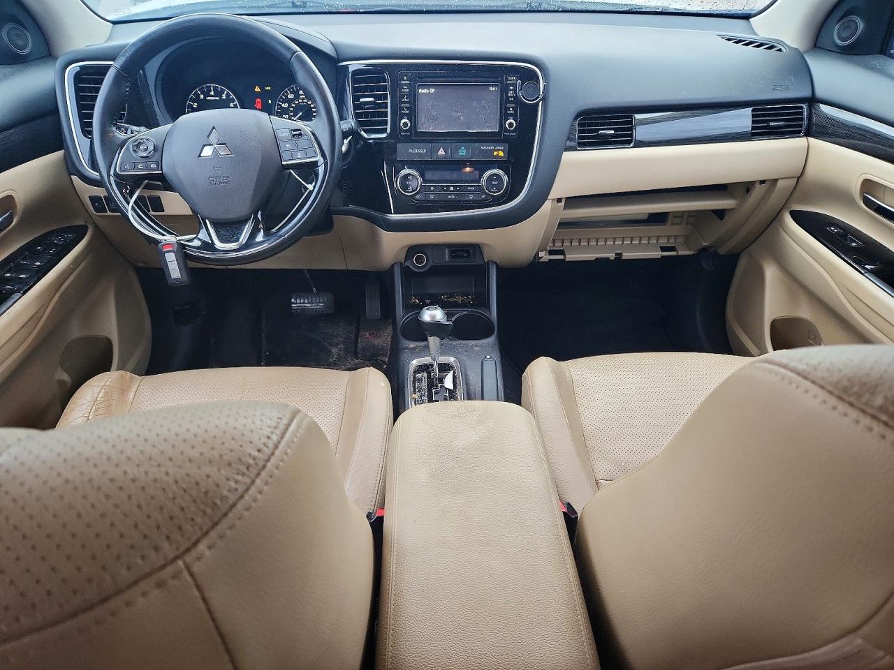 Mitsubishi Outlander Se