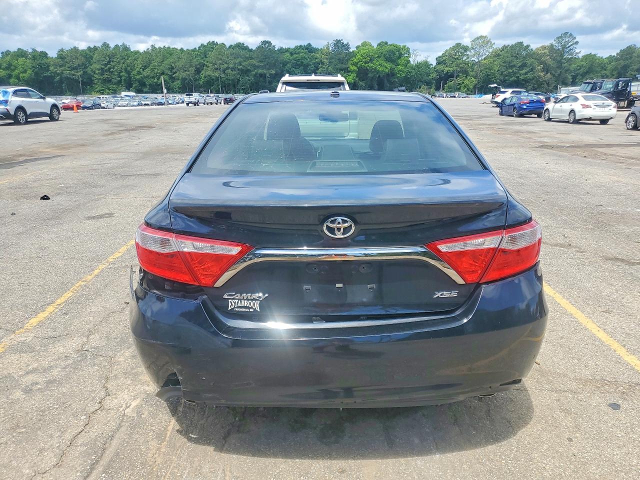 Toyota Camry Xse V6