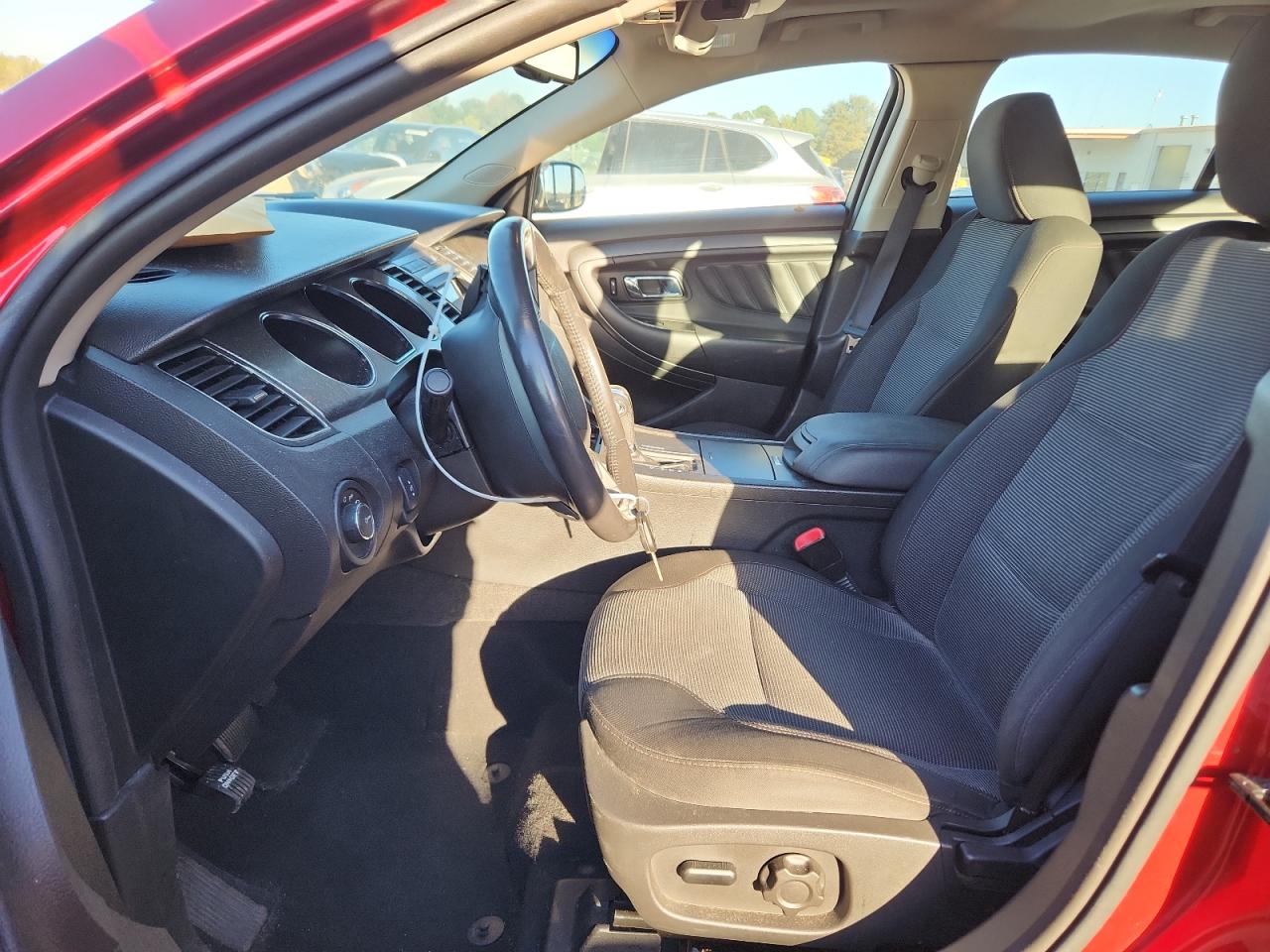 Ford Taurus Sel