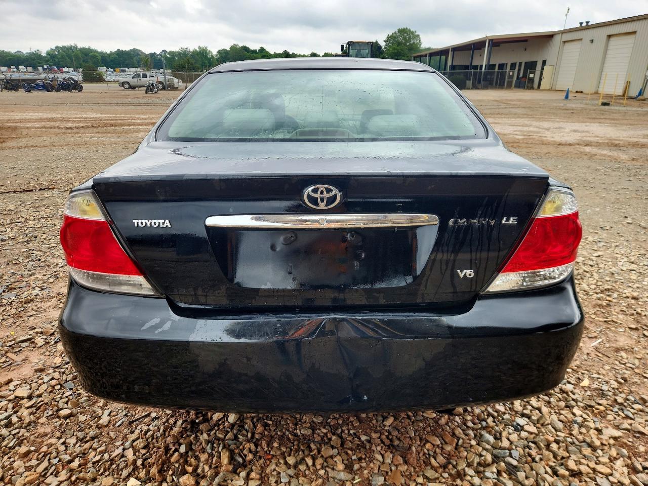 Toyota Camry Le V6