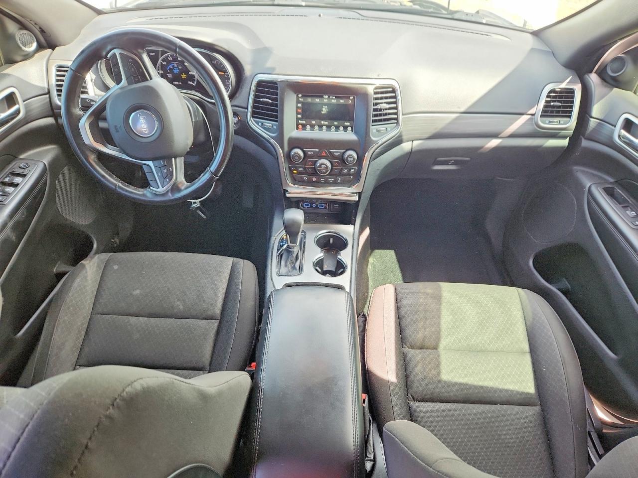 Jeep Grand Cherokee Laredo
