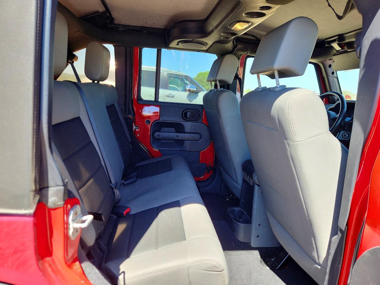 Jeep Wrangler X