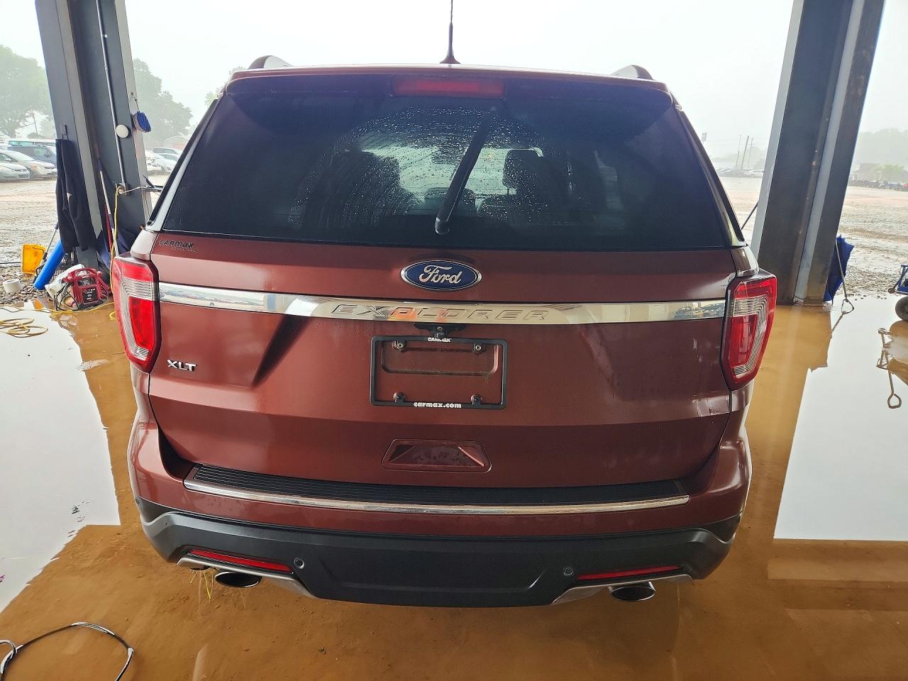 Ford Explorer Xlt