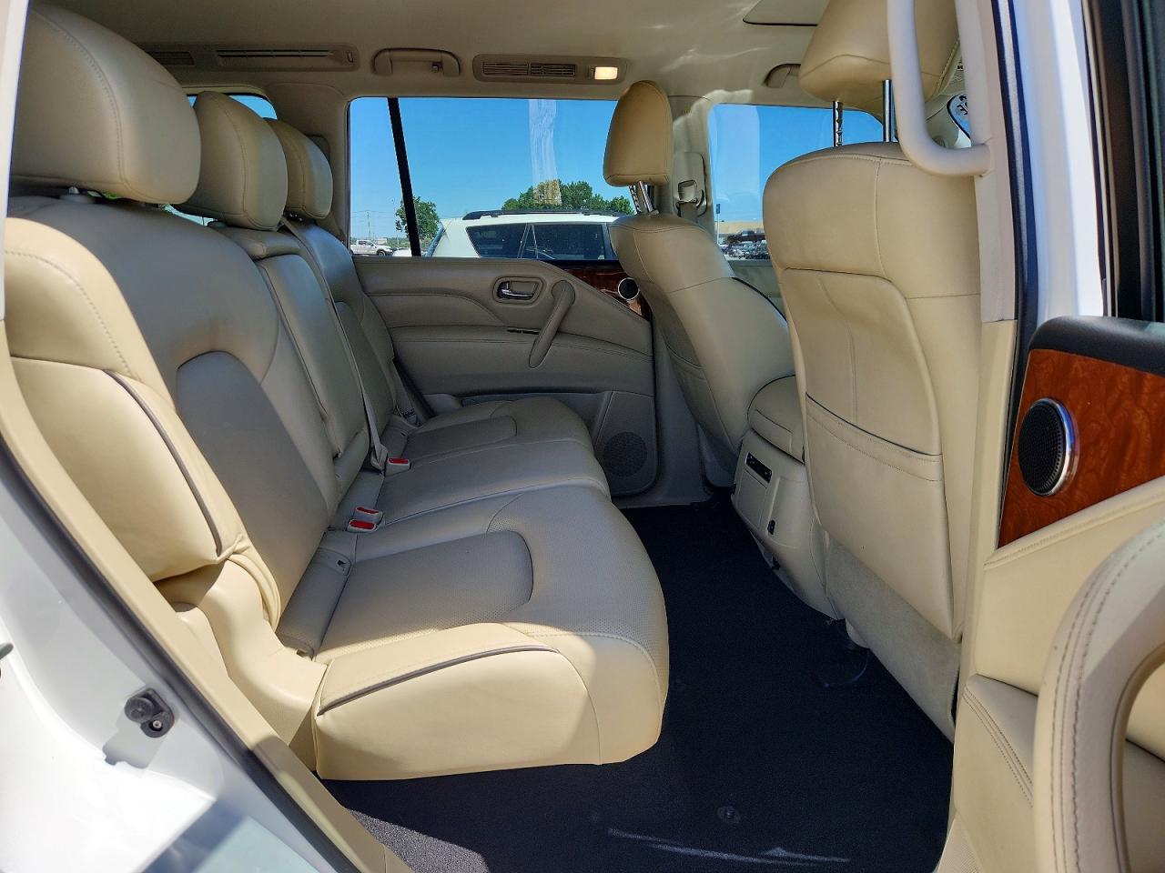 INFINITI Qx Luxe