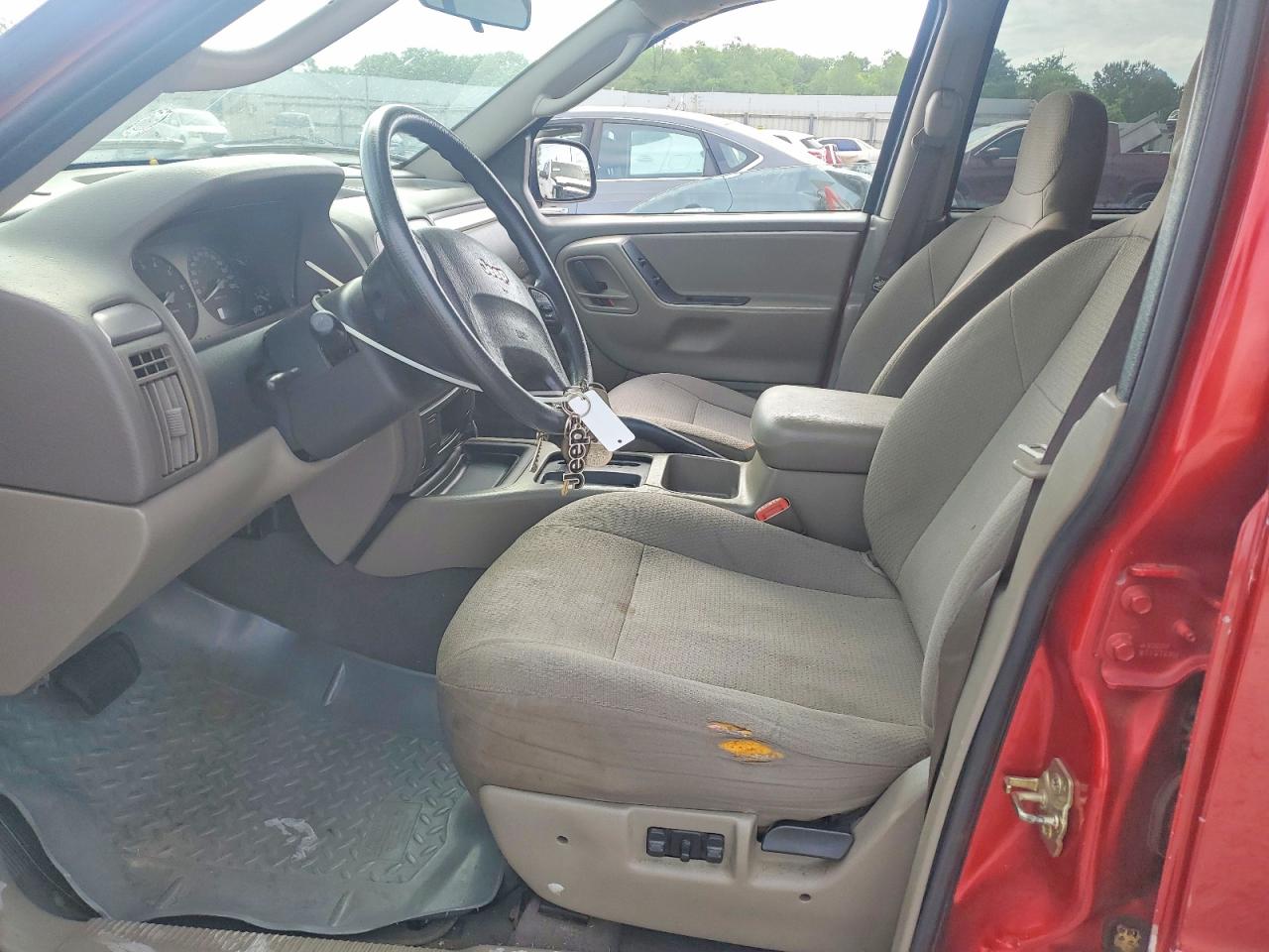 Jeep Grand Cherokee Laredo