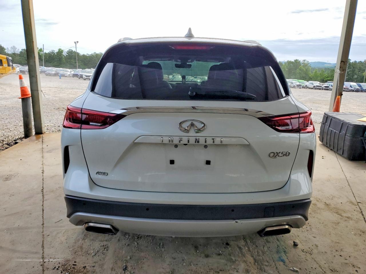 INFINITI Qx Luxe