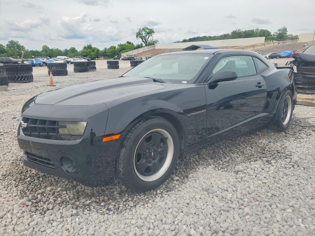 Salvage Chevrolet Camaro Image