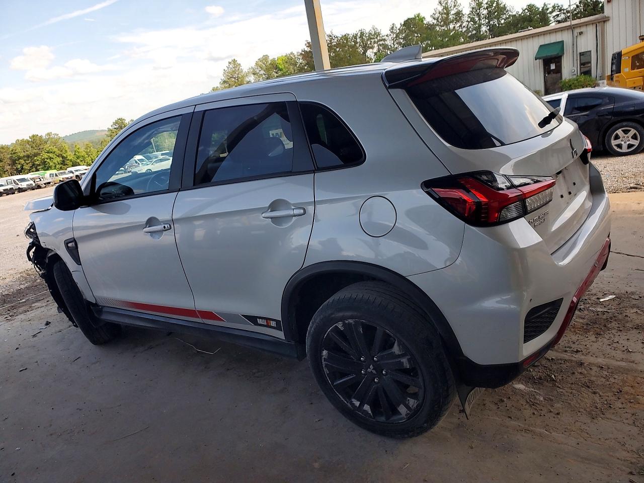 Mitsubishi Outlander S