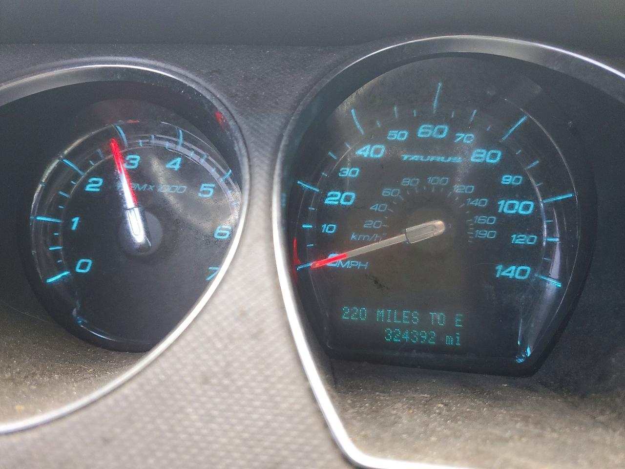 Ford Taurus Se