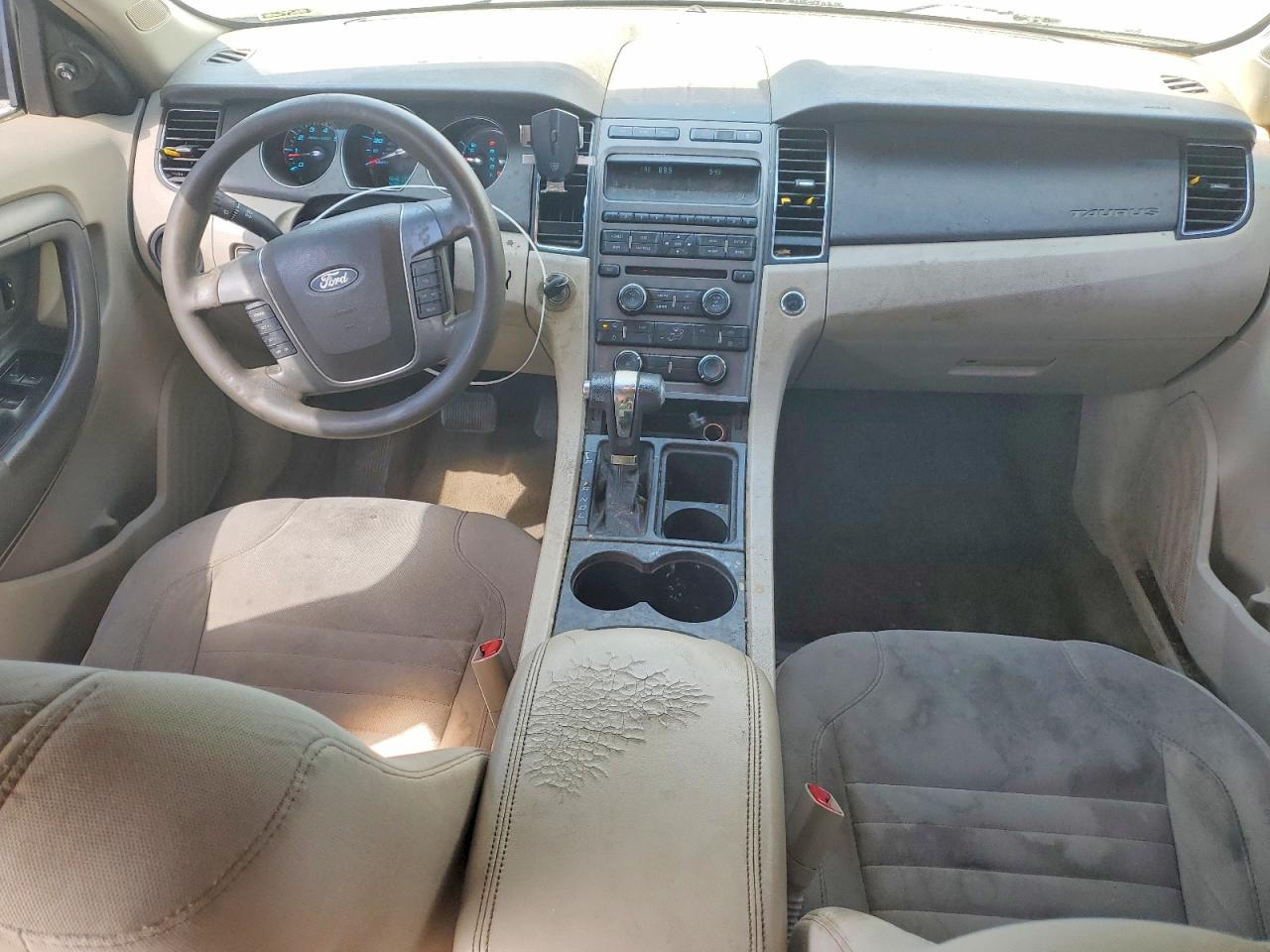 Ford Taurus Se