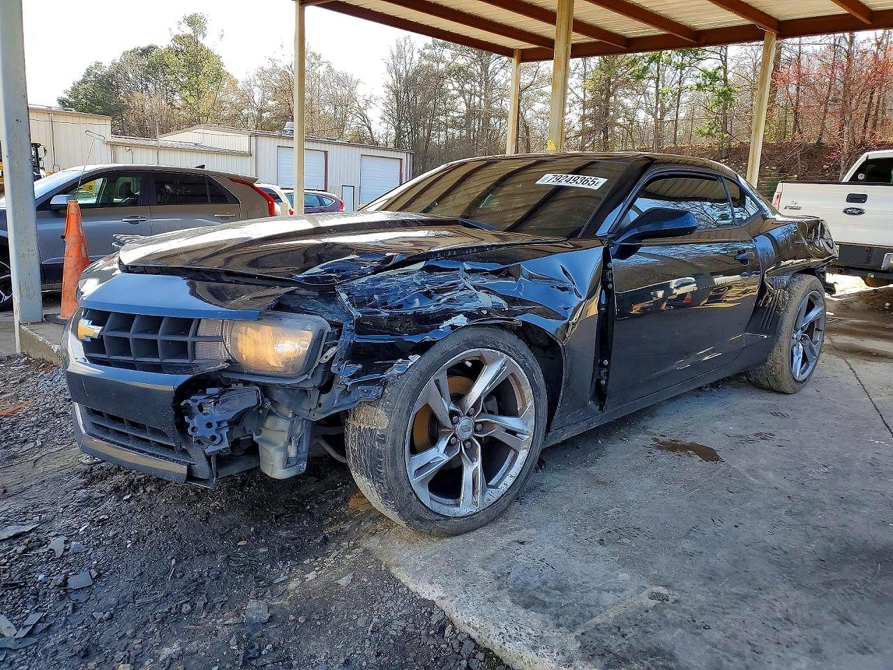 Salvage Chevrolet Camaro Image