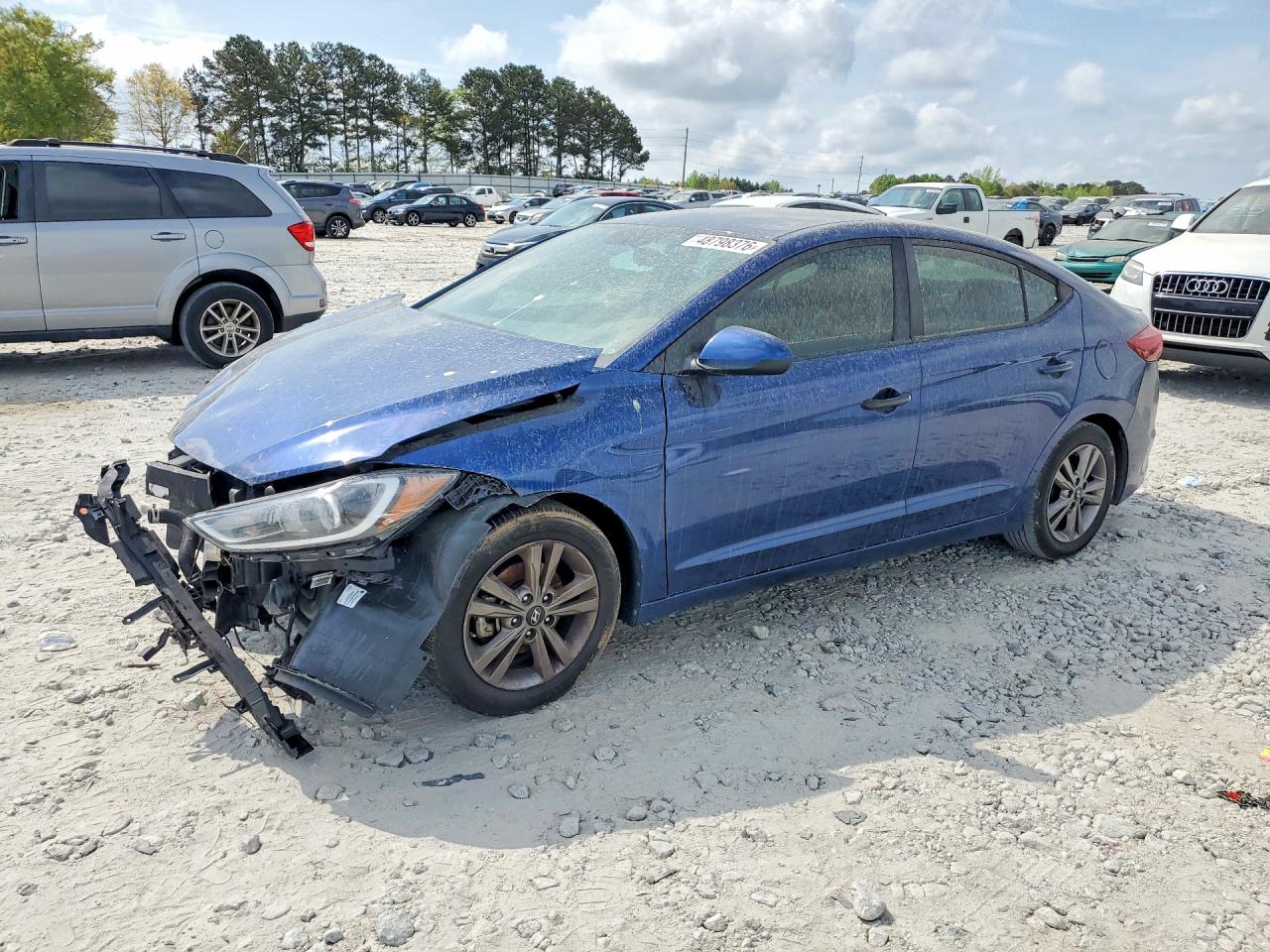 Salvage Hyundai ELANTRA Image