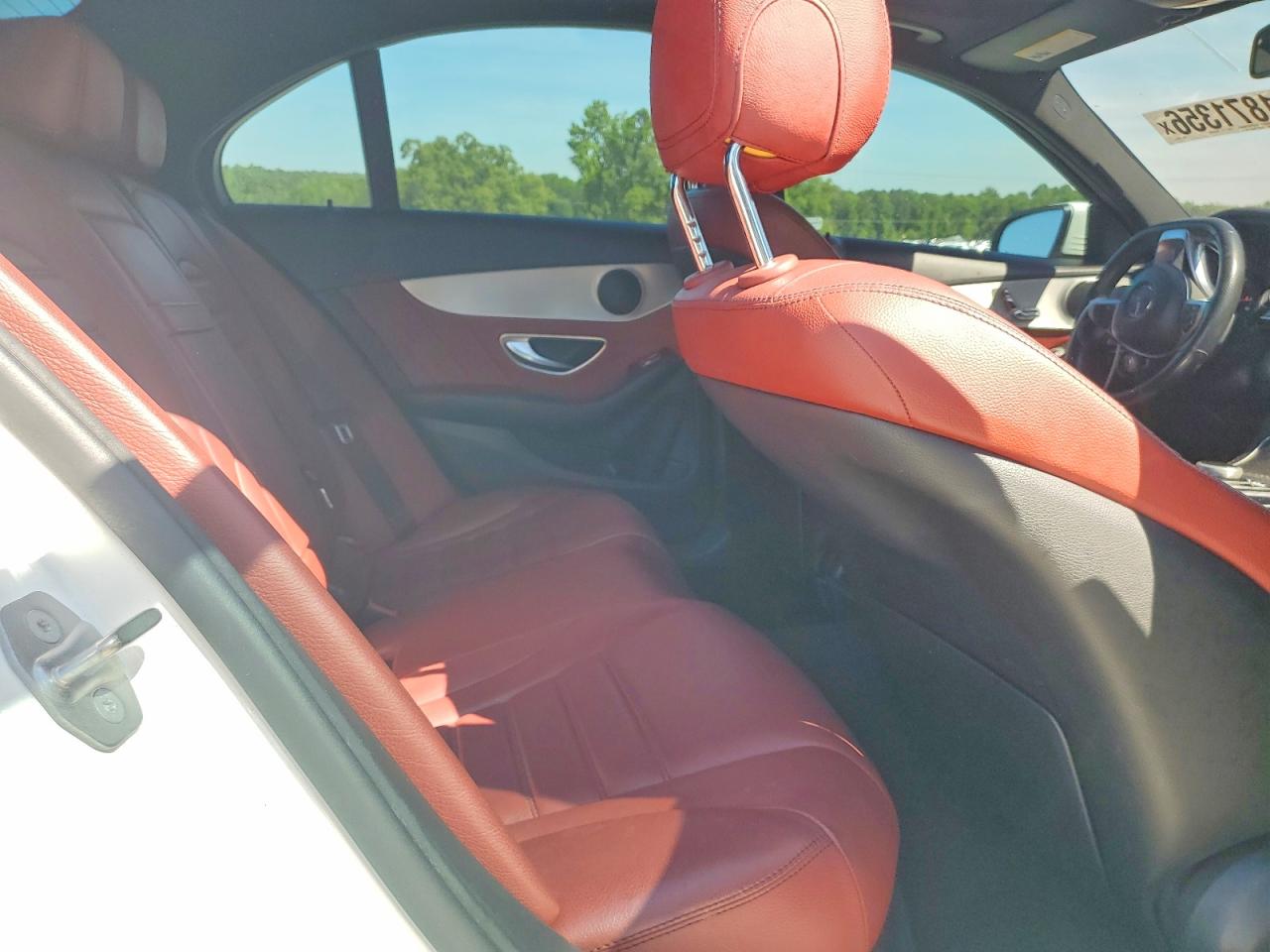 Mercedes-Benz C-Class 300