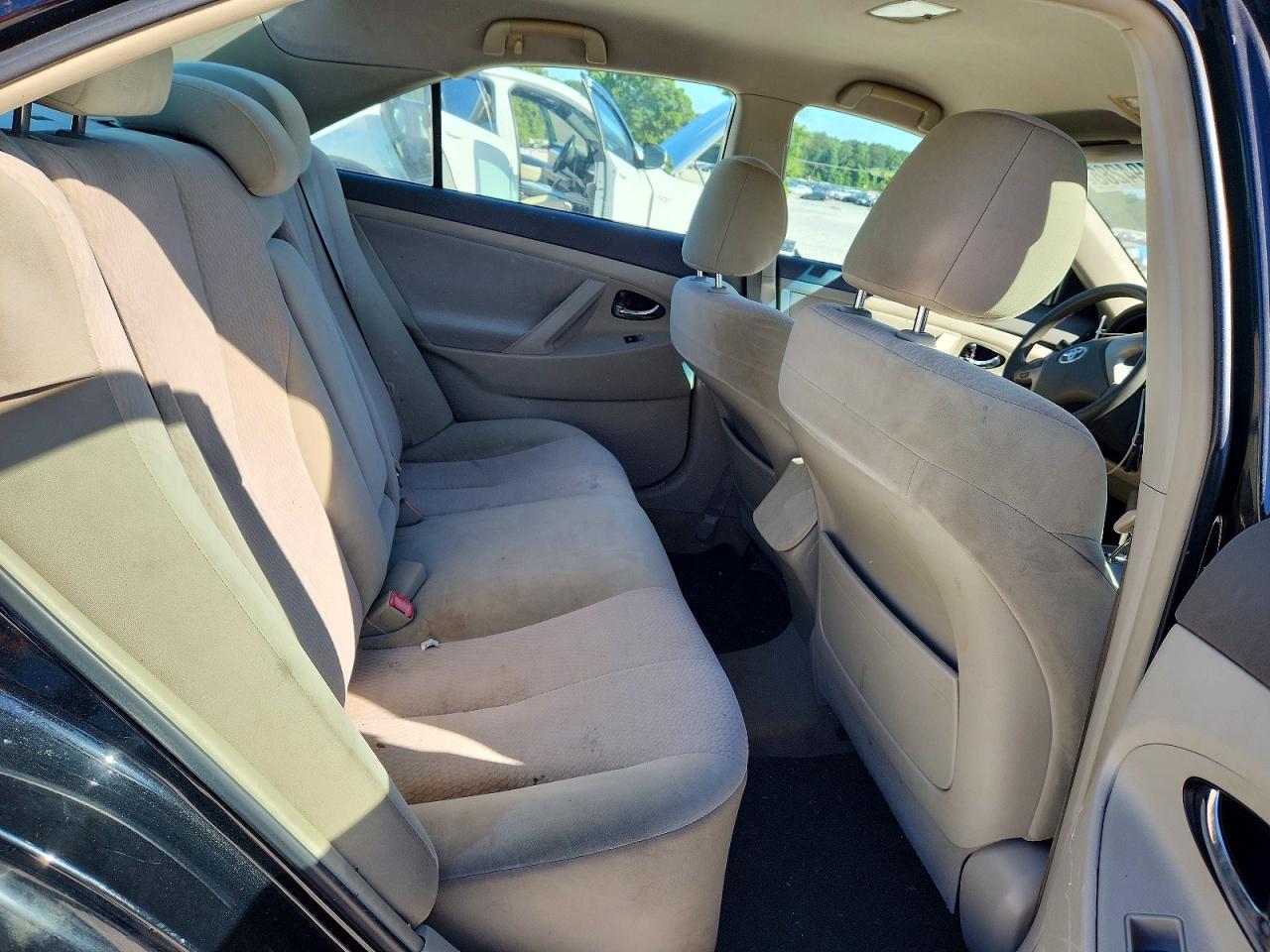 Toyota Camry Base