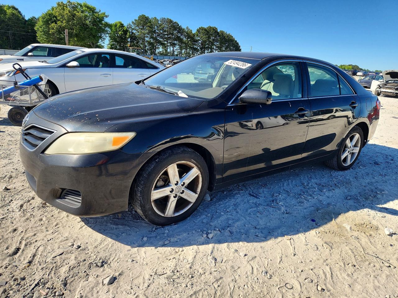Salvage Toyota Camry Image