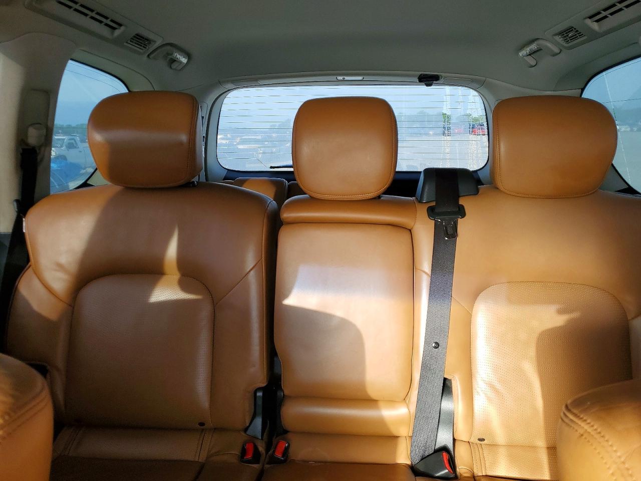 Nissan Armada Platinum