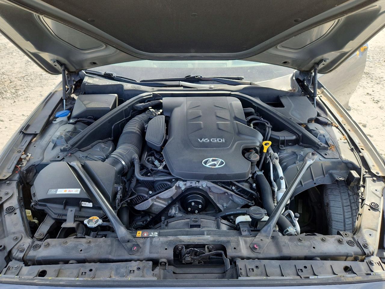 Hyundai Genesis 3.8l
