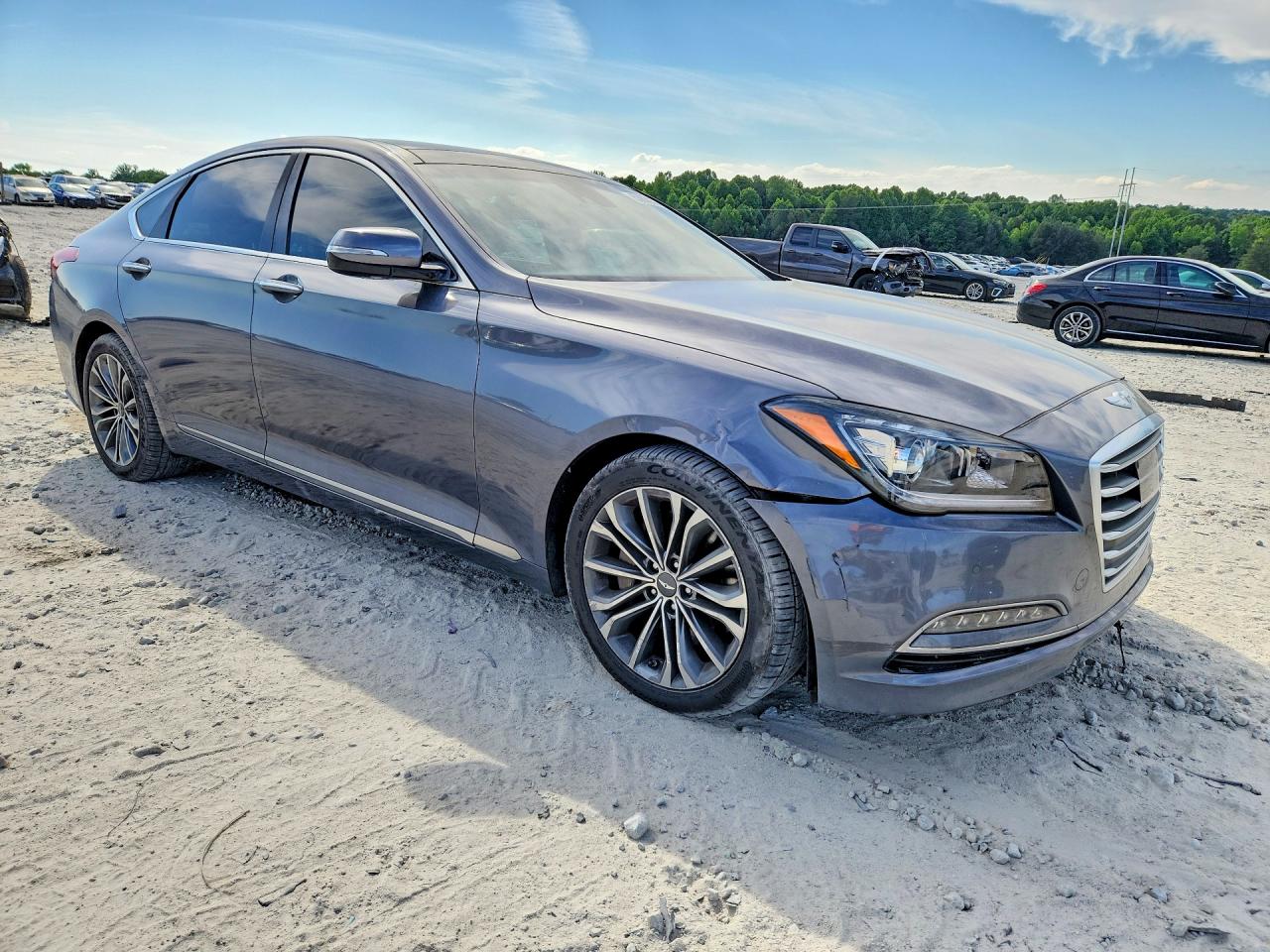Hyundai Genesis 3.8l