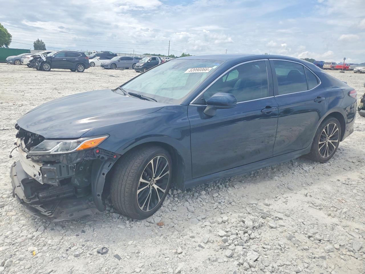 Salvage Toyota Camry Image