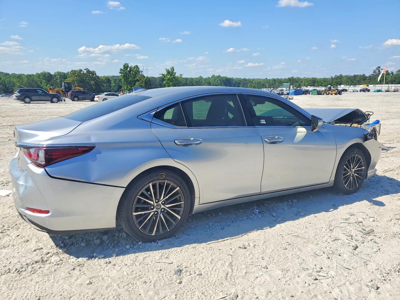Lexus Es Base