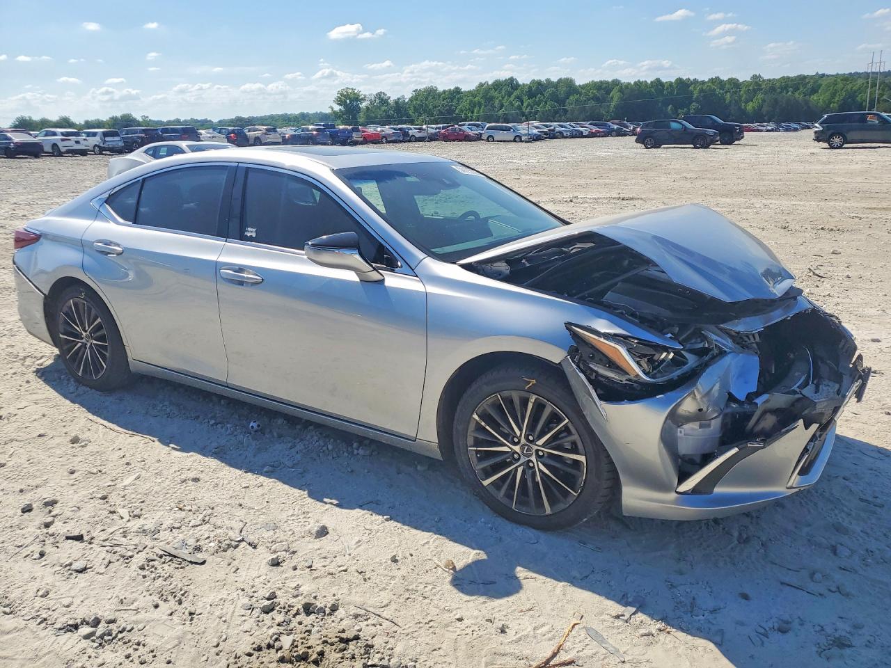 Lexus Es Base