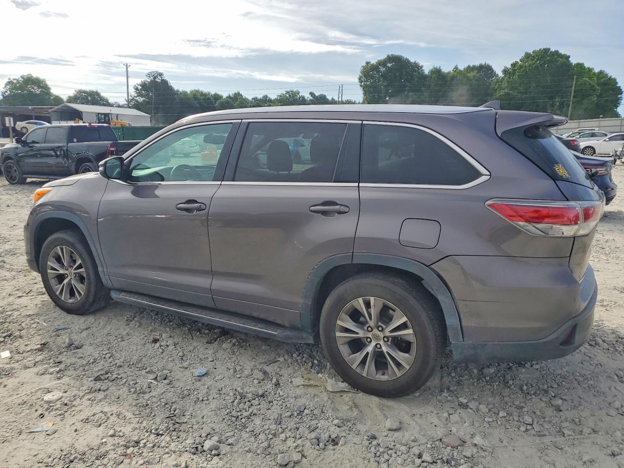Toyota Highlander Xle