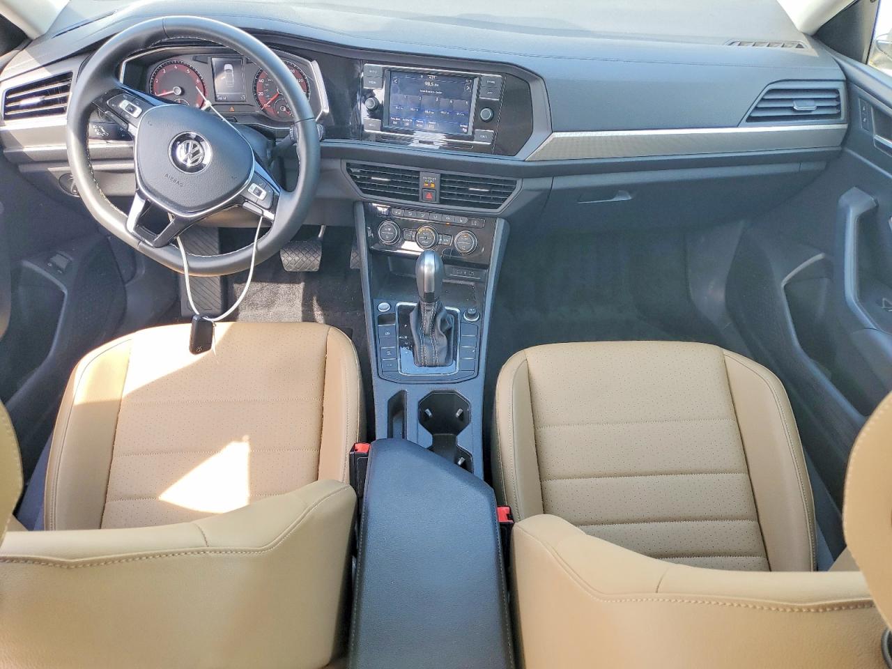 Volkswagen Jetta S
