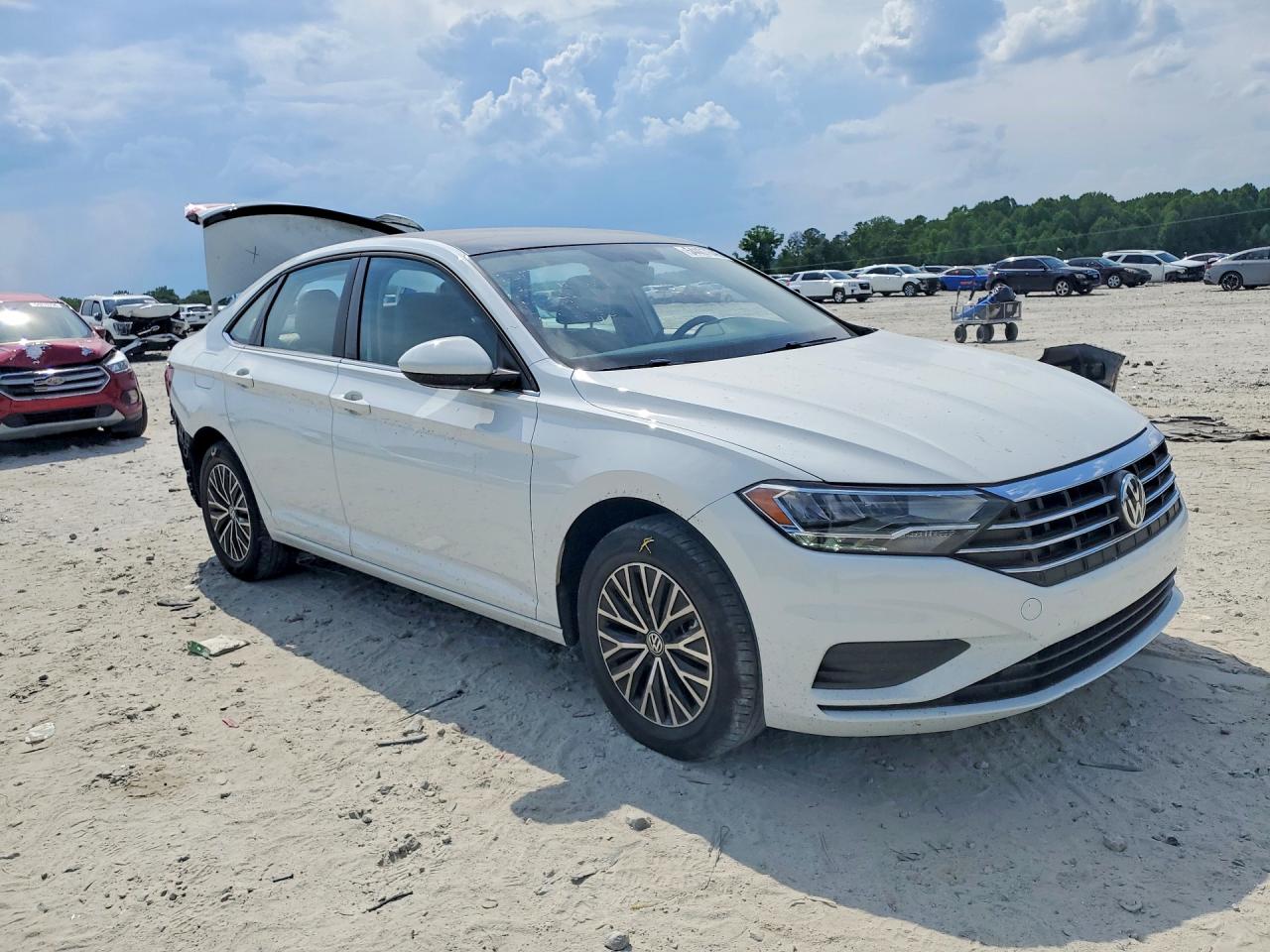 Volkswagen Jetta S