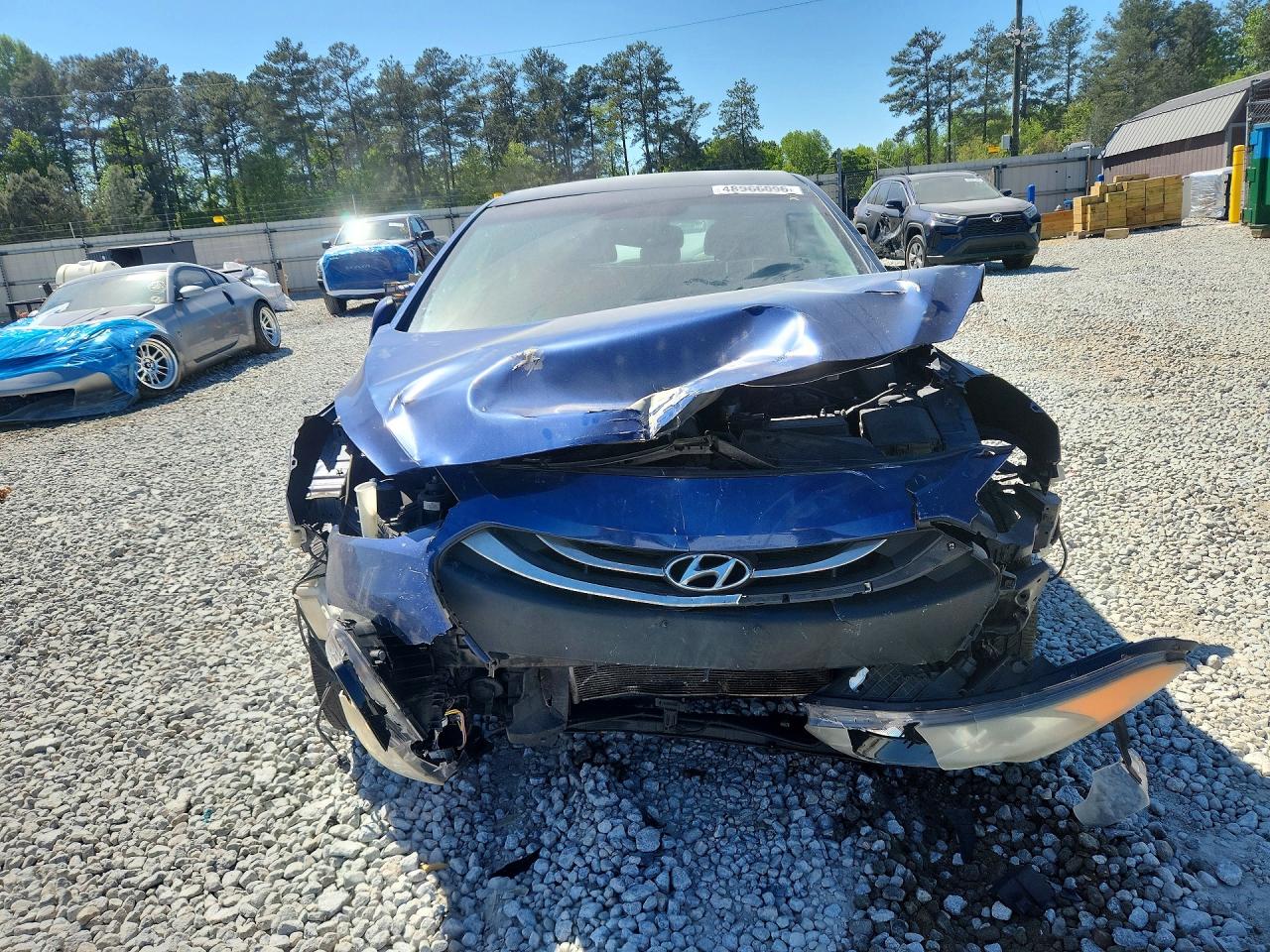 Hyundai ELANTRA Base