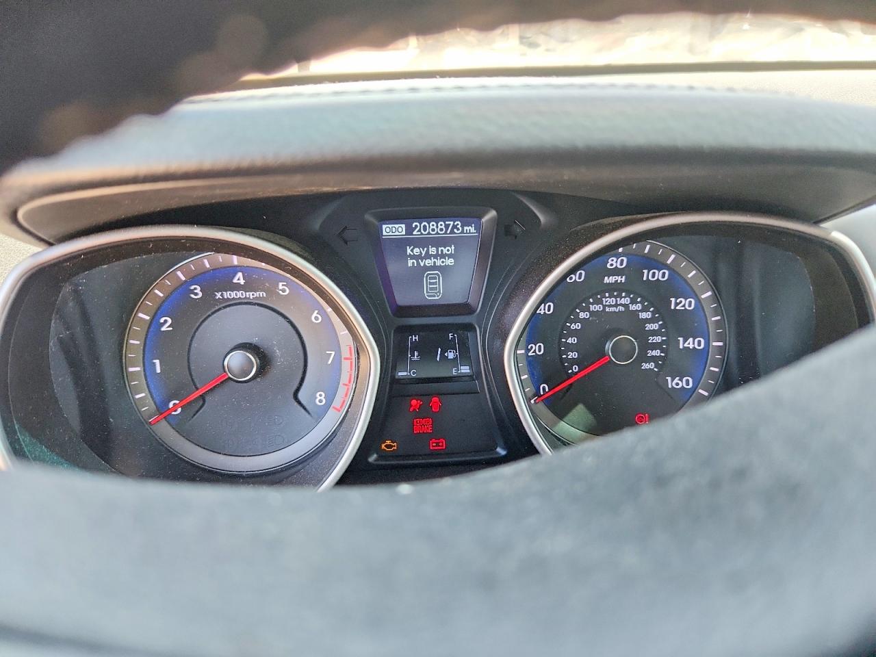 Hyundai ELANTRA Base