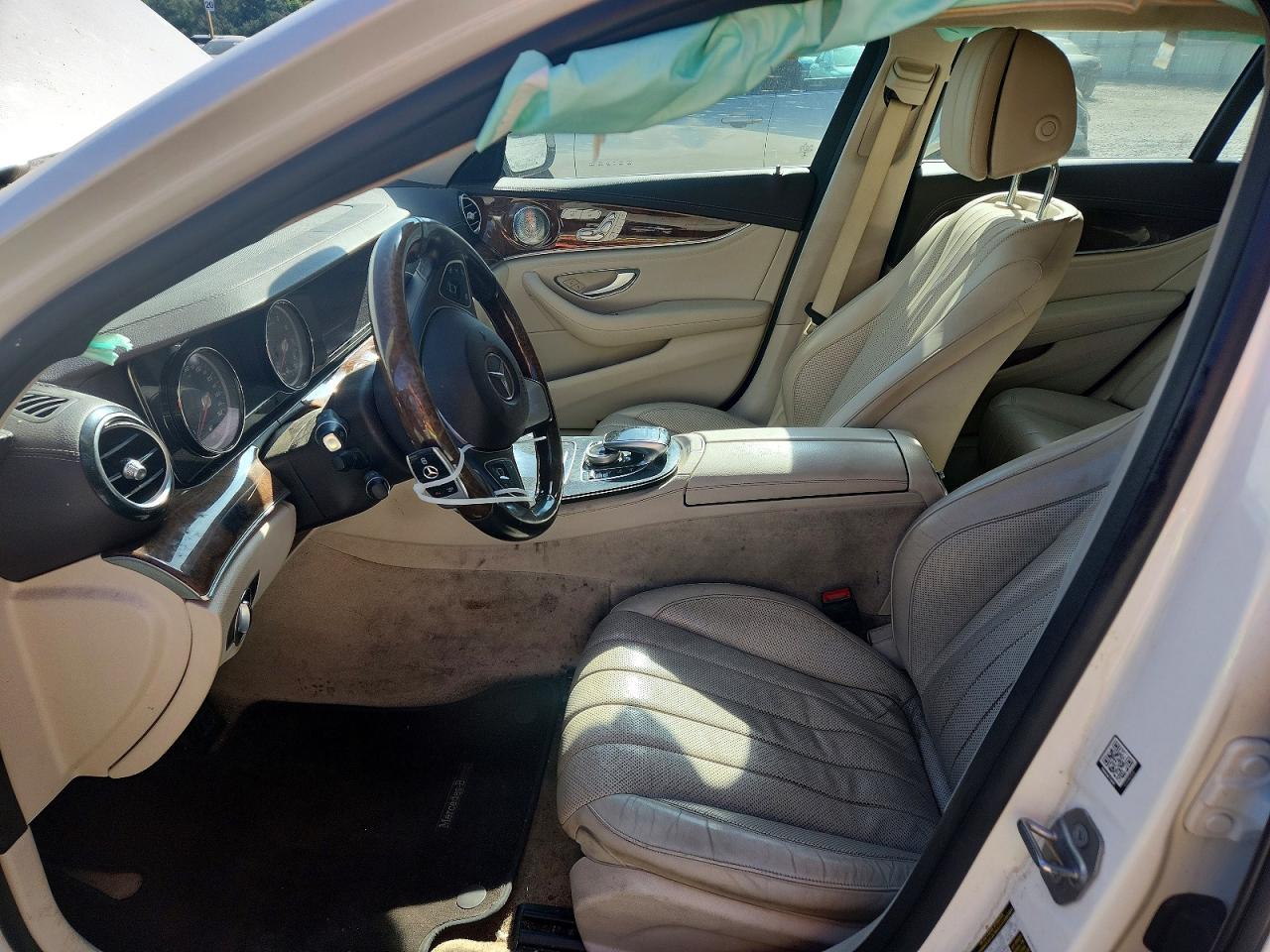 Mercedes-Benz E-Class 300