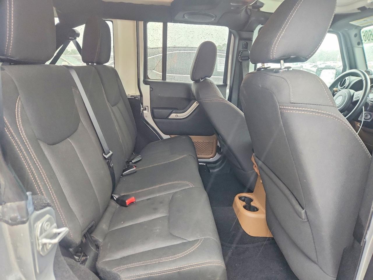 Jeep Wrangler Sahara