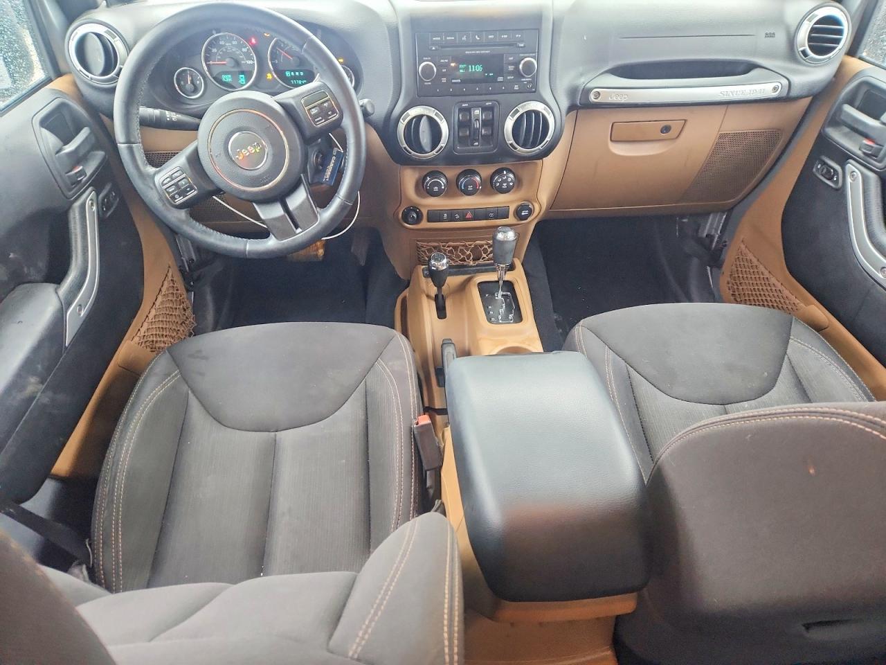 Jeep Wrangler Sahara