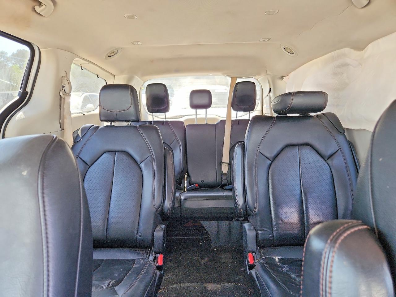 Chrysler Pacifica Touring L