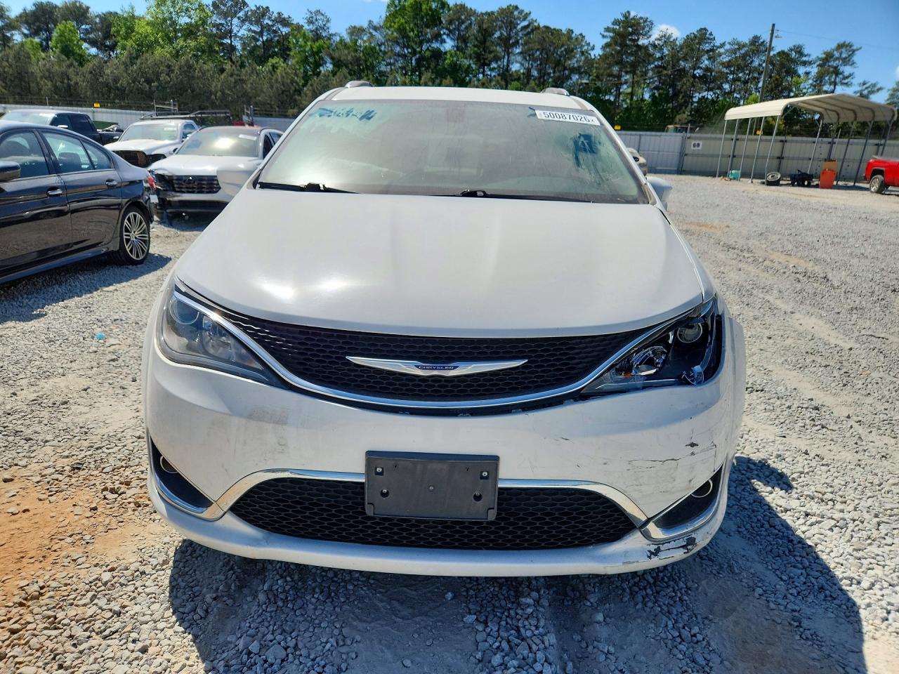 Chrysler Pacifica Touring L