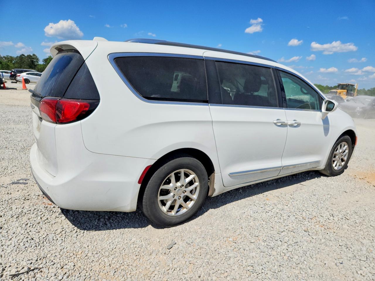 Chrysler Pacifica Touring L