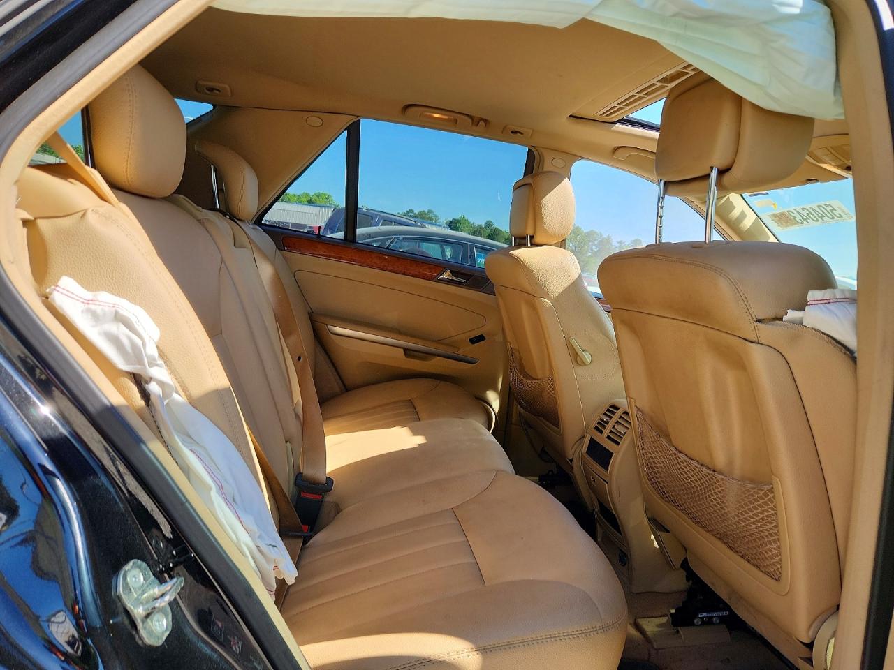 Mercedes-Benz M-Class 350