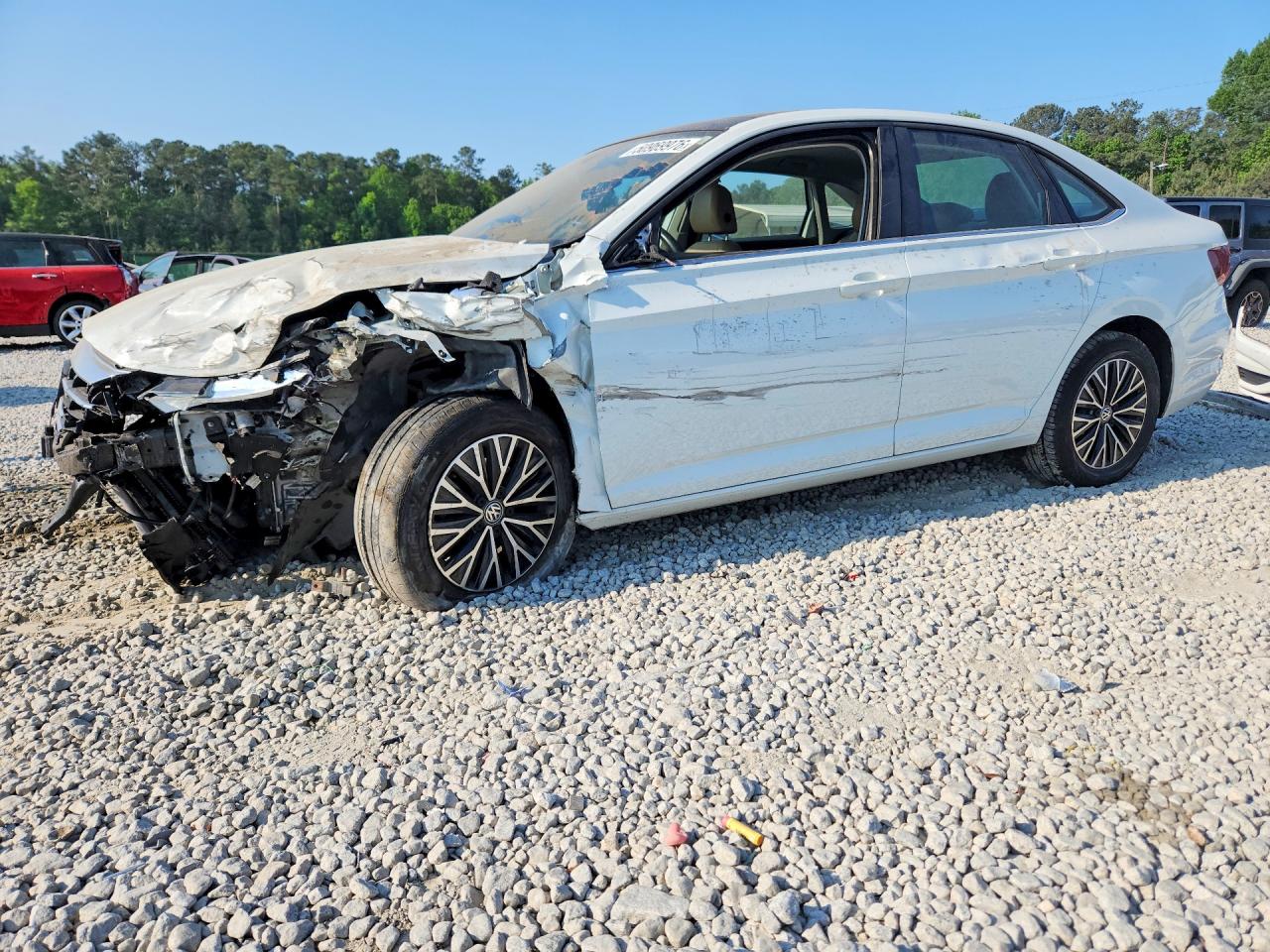 Salvage Volkswagen Jetta Image