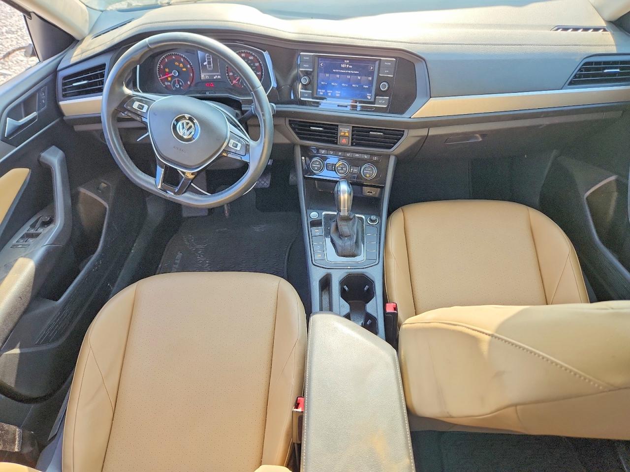 Volkswagen Jetta S