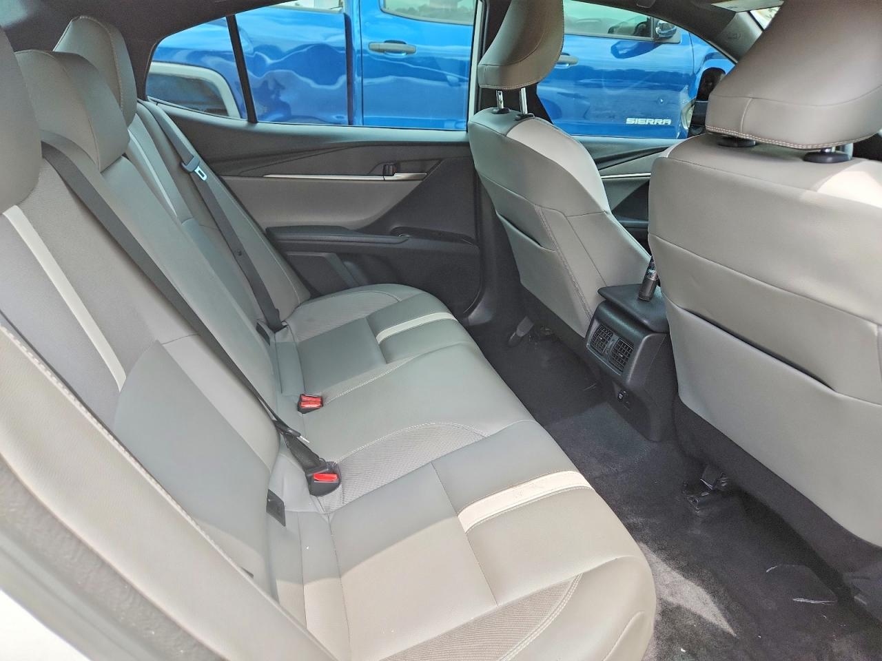 Toyota Camry Se