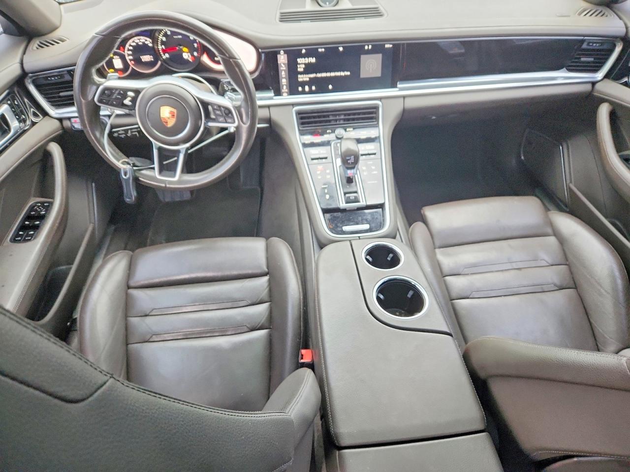Porsche Panamera 2