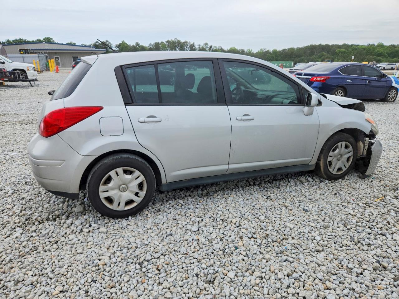 Nissan Versa 1.8 S