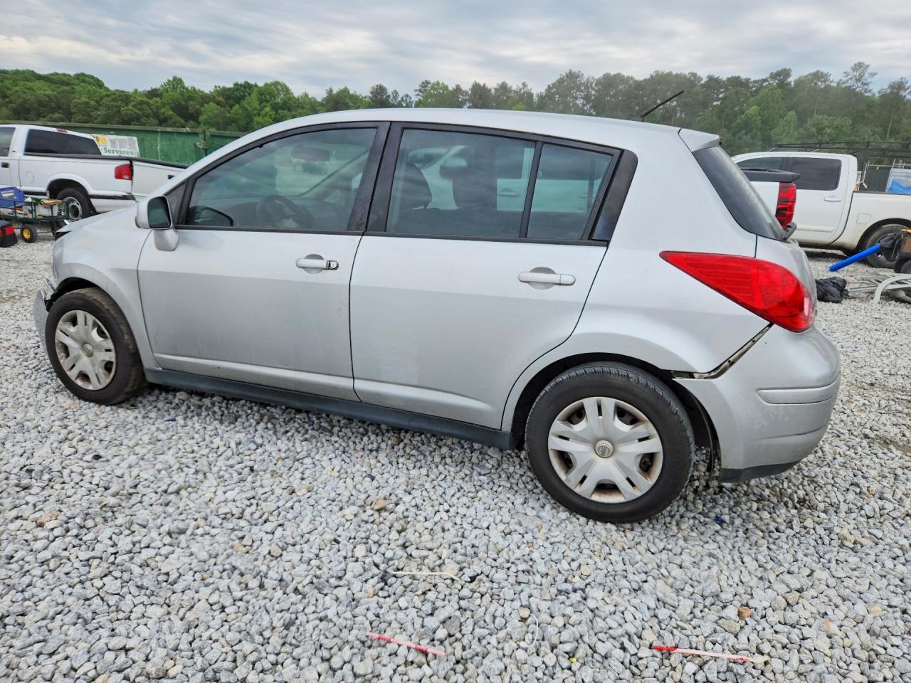 Nissan Versa 1.8 S