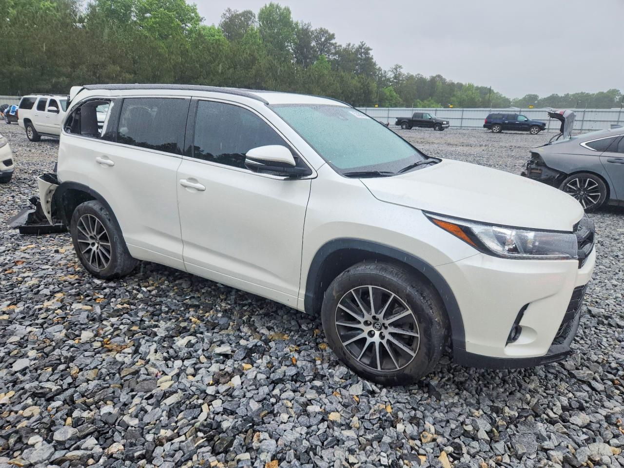 Toyota Highlander Se