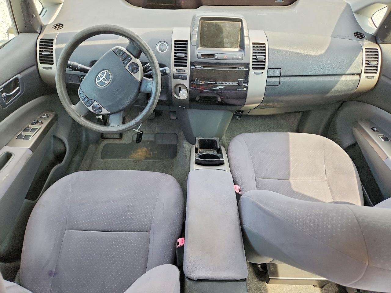 Toyota Prius Base