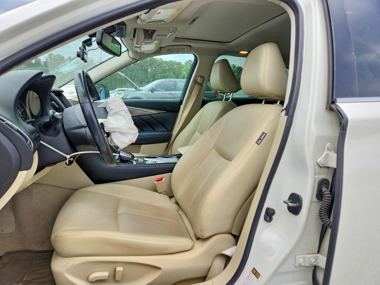 INFINITI Q50 3.0t Signature Edition