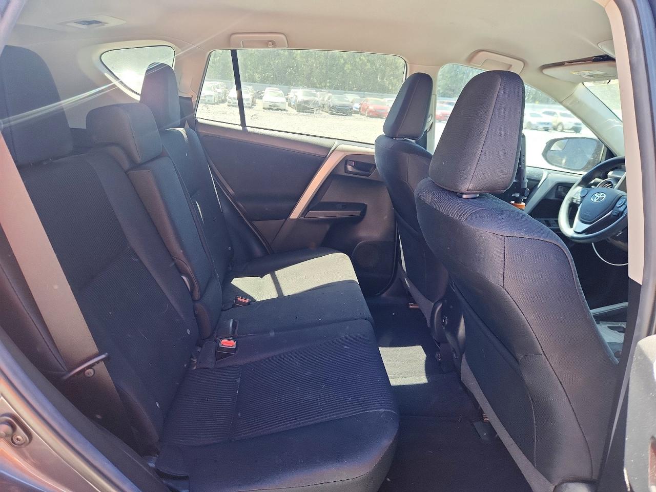 Toyota RAV4 Le