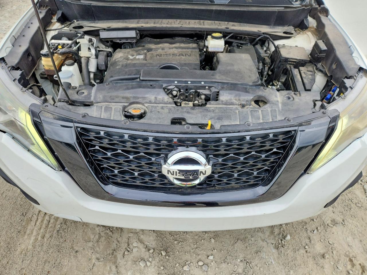 Nissan Pathfinder Sv